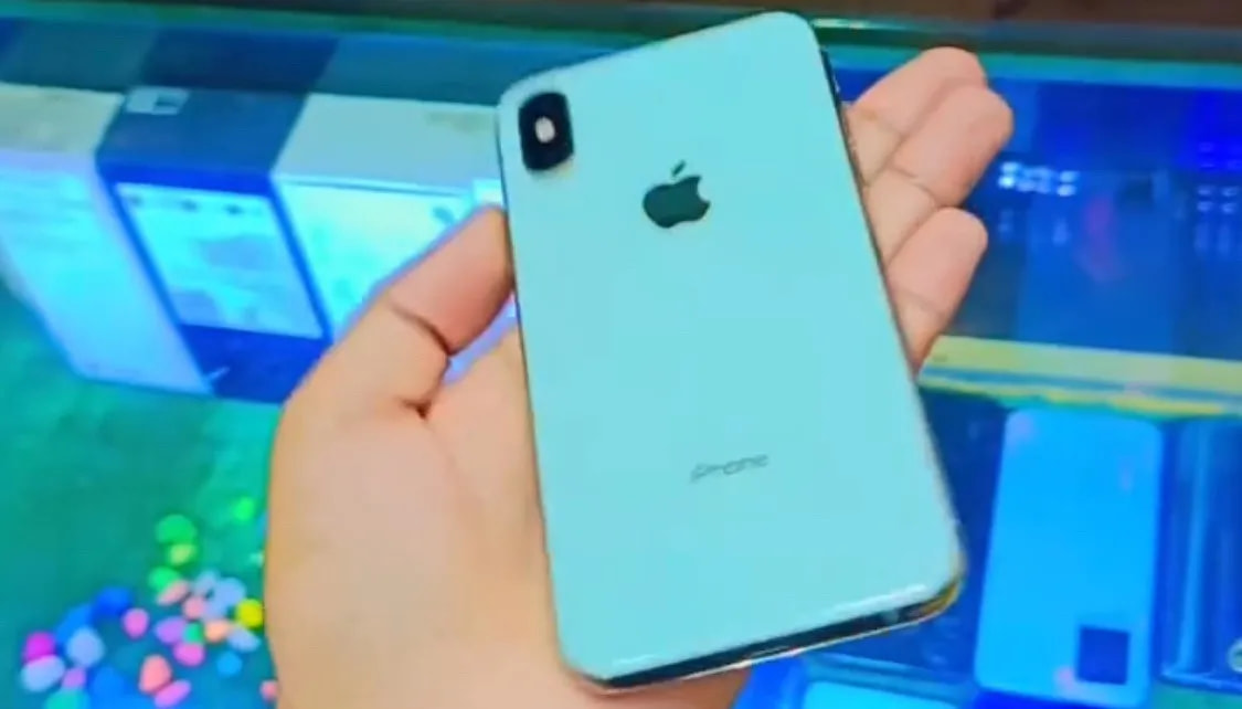 Apple iPhone XS