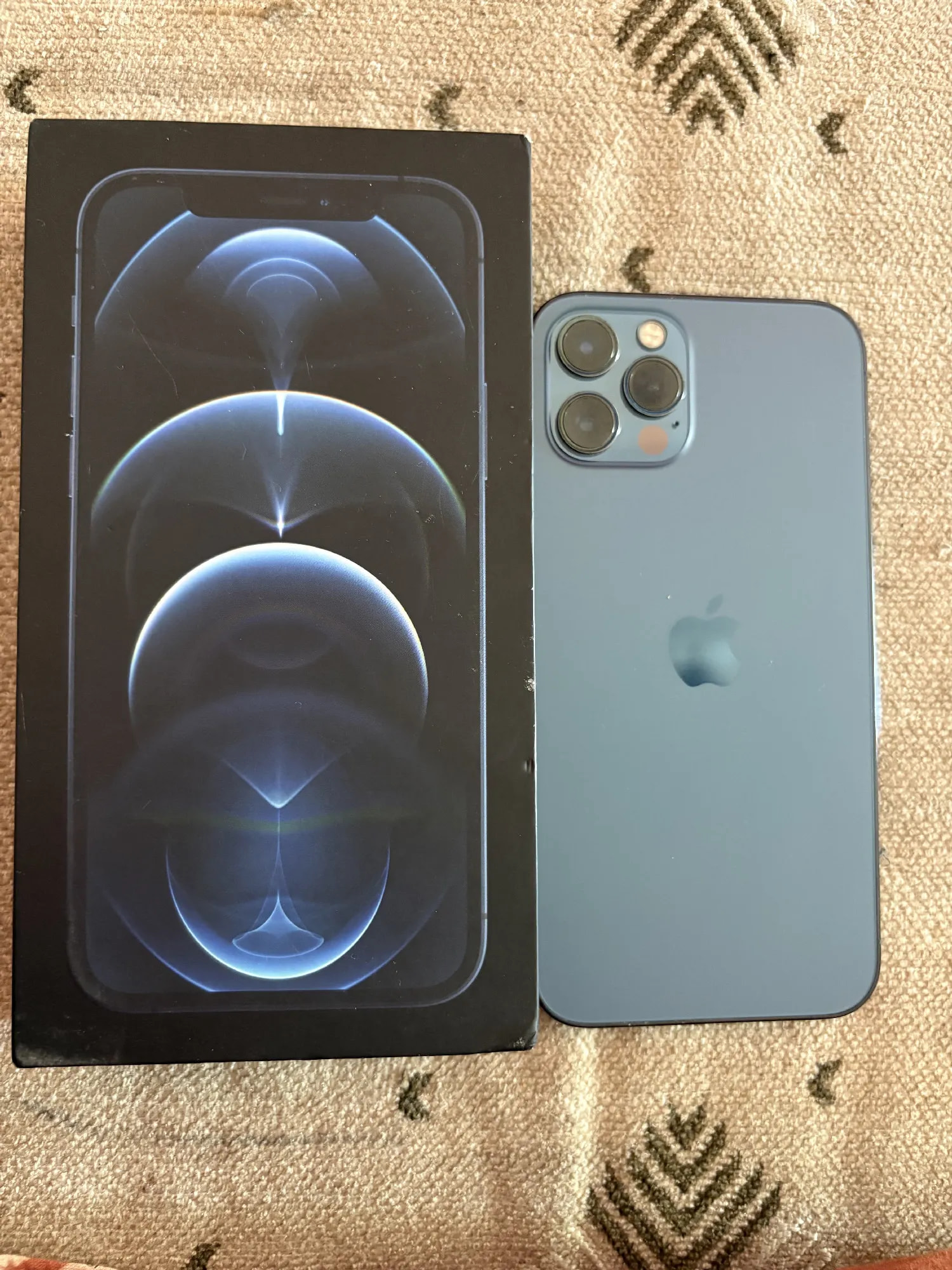 Apple iPhone 12 Pro