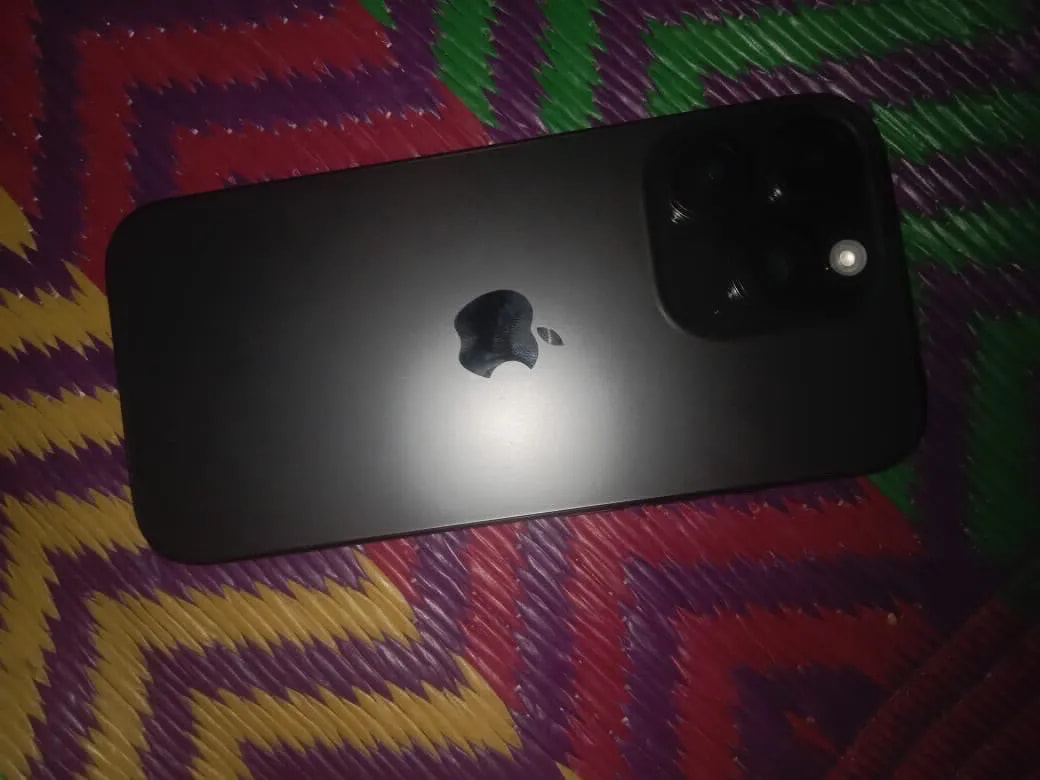 Apple iPhone 16 Pro