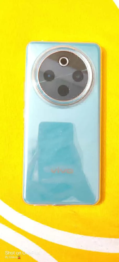 vivo T4