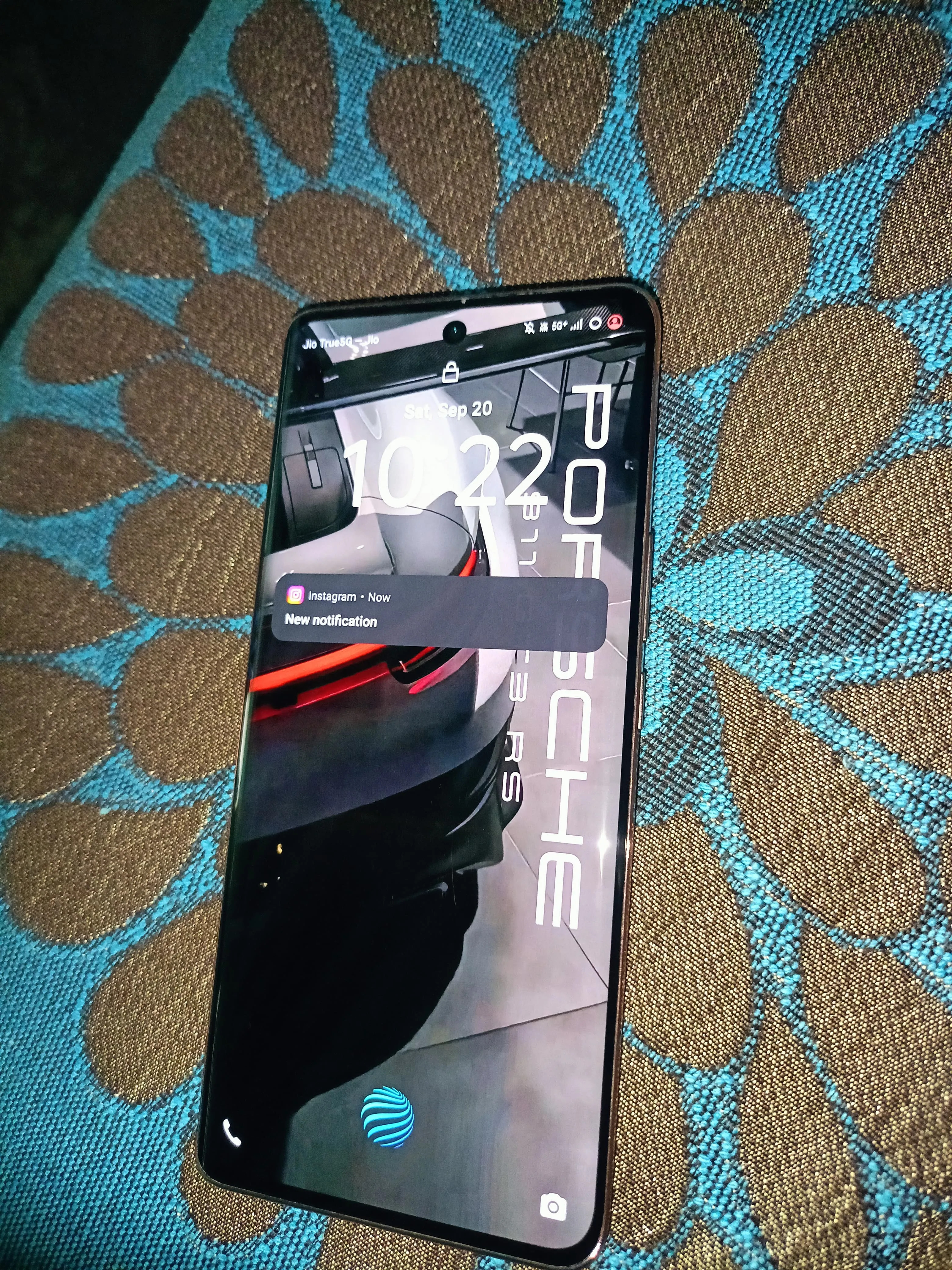 vivo V40e