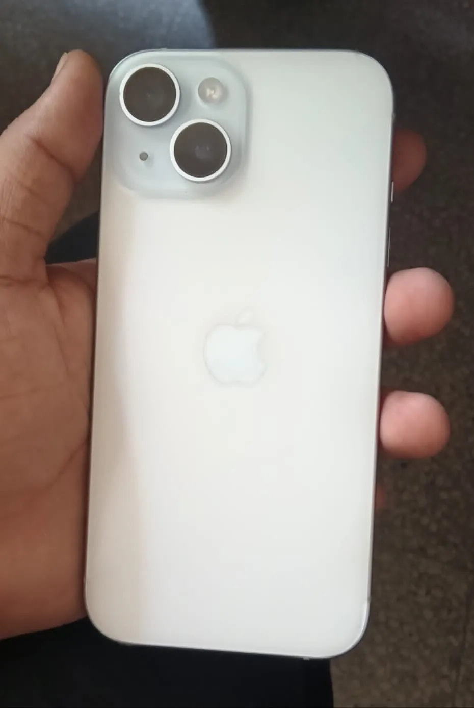 Apple iPhone 15