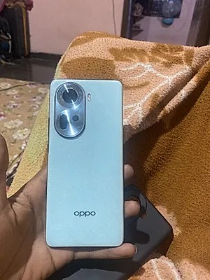 Oppo Reno11
