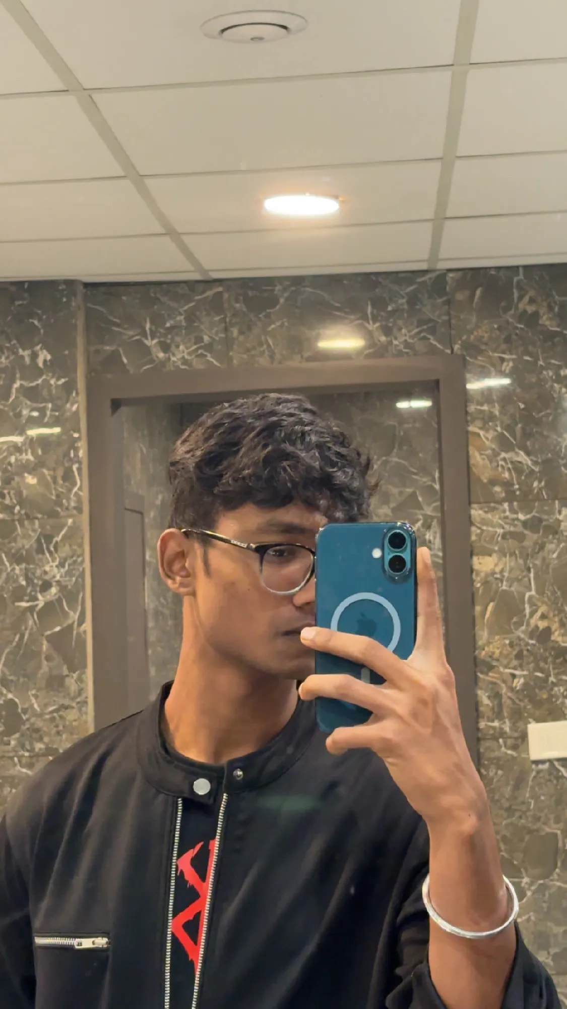 Apple iPhone 16 Plus