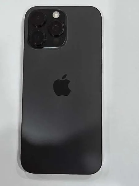 Apple iPhone 16 Pro Max
